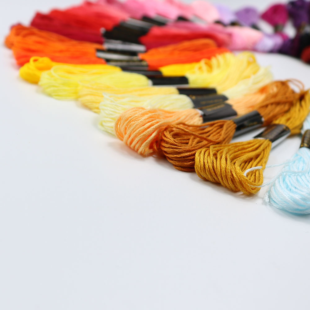 50가지 색상의 십자수실을 고정했습니다. 테릴렌 면 자 - Embroidery Stitches 리뷰 및 가격